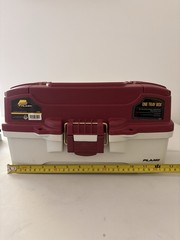 Plano 1 Tray Fishing Tackle Box Model 6201-06 Burgundy Cream Excellent Condition