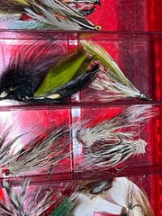 Vintage Old Pal fishing tackle box with vintage fly fishing lures (27098)