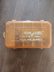 Used 3213 Mini-Magnum Pocket Pan by Plano Includes Contents Dry Flies Over 30