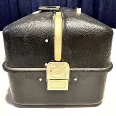VTG UMCO 900 U Black Fishing Tackle Box 4Tray Hard Case Made in USA Watertown MN