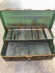 Vintage Union Steel Chest Watertite Metal Tackle Box Red Handle USA