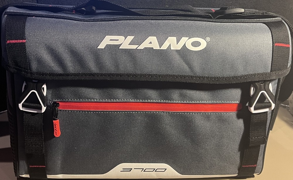 Plano Weekend Series 3700 Deluxe Case Tackle Box Great for Pin Trading Event NEW