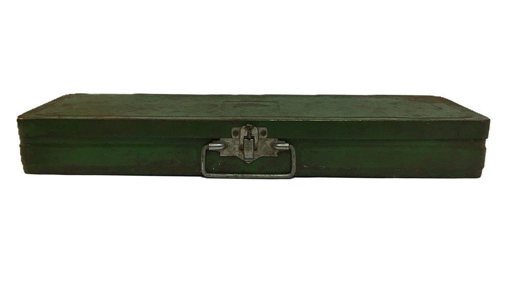 Climax Fold-A-Tray Metal Tackle Box Green Vintage