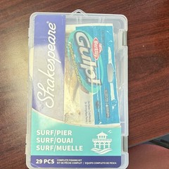 Shakespeare Surf/Pier Complete Fishing Kit 29pc Clear Plastic Hard Case Box