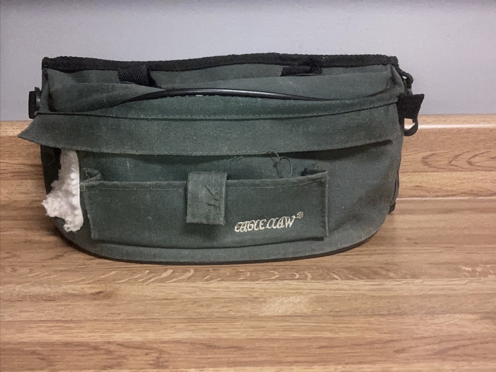 Eagle Claw Fishing Tackle Bag / Fanny Pack – Green Adjustable Belt