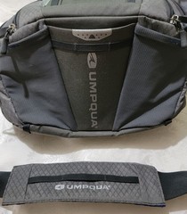 UMPQUA GREY WAIST/SHOULDER STRAPS POUCH FISHING OUTDOOR SPORT UTILITY BAG