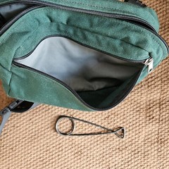 Fly Fishing Zip Pouch Over The Shoulder Straps Tackle Pack Green