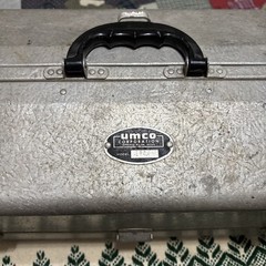 UMCO Model 1000A Aluminum Fishing Tackle Box With Smithwick Lures