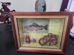 VTG 9″ × 7.5″ Birchbark Lodge Maine fishing shadow box in very good condition