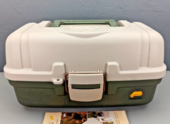 Plano 6102 Fishing Tackle Box 13x7x8″ Divided Tray Made in USA