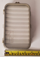 Crystal River Foam Fly Fishing Lure Tackle Box 6.5″ X 3.5″ – Nice Condition