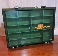 REBEL Excalibur 50 Tray Tackle Box Good