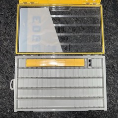 Plano EDGE 3700 Thin Utility Box Water Wick Yellow/Gray/Clear PLASE371