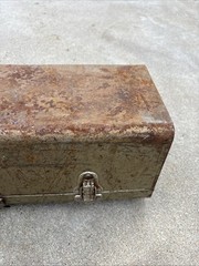VINTAGE PARK CANTILEVER METAL TOOL BOX 20” X 7-¼” X 6-¾” MADE IN U.S.A