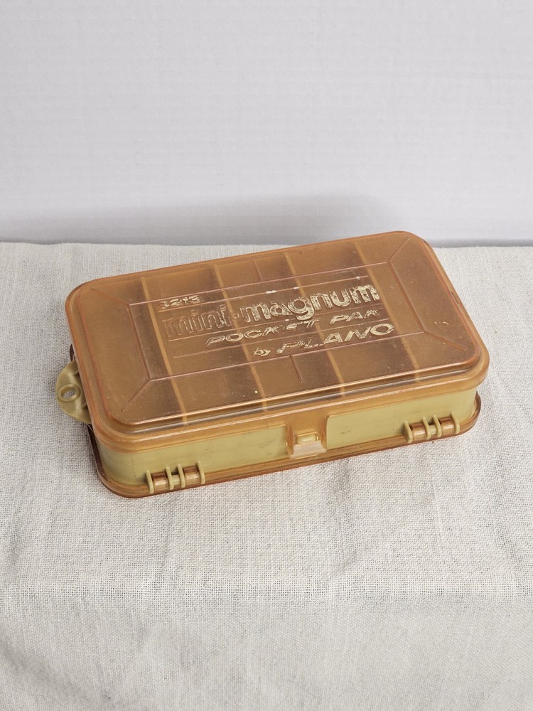 Plano 3213 Mini Magnum Pocket Pak Fishing Tackle Box