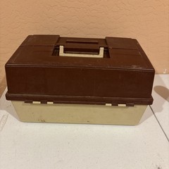 VINTAGE Large Plano 8606 High-Hip 6 Tray FISHING & Tackle Box W/ Tackle & Reels