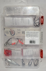 Pier Jetty Saltwater Fishing Tackle Box Hooks Rigs 32 Piece Utility Kit New