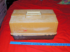 PLANO LARGE SIZE TACKLE BOX – STOCKED UP! WEIGHS 11 POUNDS!