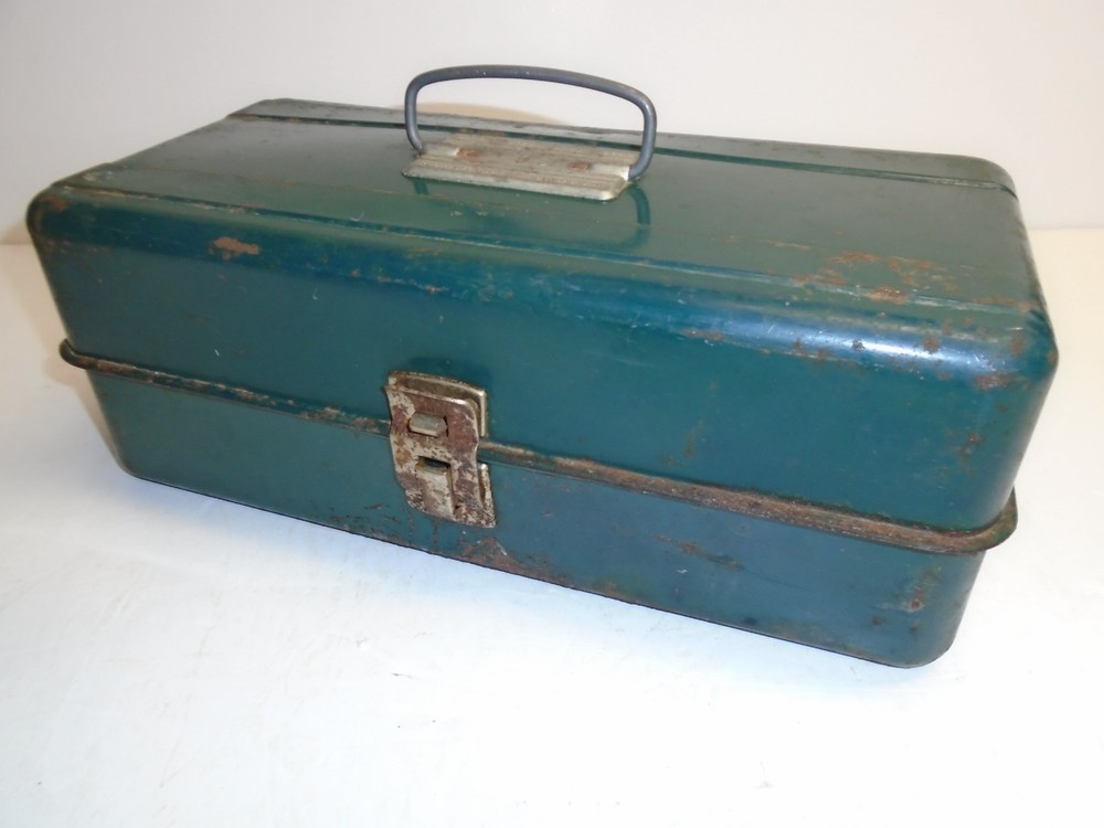 Vintage LIBERTY STEEL CHEST CO.- L-213- Metal Tackle Box – (2) Trays