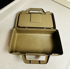 Lid Locker Fishing Tackle Box Tiered With Dividers And Handle Vintage