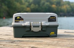 Plano 6201 One Tray Tackle Box Cantilever