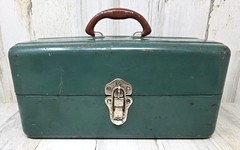 EUC #5413 VTG Tackle Box “Union Steel Chest Corp” Leroy, NY REGD 1951 Lures/More