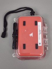 Plano Small Waterproof Case 6.5″ x 4.67″ x 2″ Red/Clear 1449-00 Polycarbonate