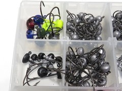 LARGE LOT OF MISC HOOK’S AND WIEGHT’S with RUNCL”BORN TO WIN” TACKLE BOX**