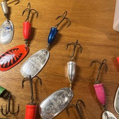 Plano Stow Away 3503 With 17 Vintage #5 & 6 Blue Fox Spinners. Great Setup