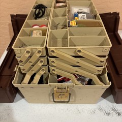 VINTAGE Large Plano 8606 High-Hip 6 Tray FISHING & Tackle Box W/ Tackle & Reels