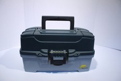 PLANO Two Tray Fishing Tackle Box Green/ Off White w/ Dividers No 6202