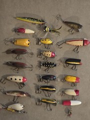 Dream LOT of RARE Vintage WOODEN Fishing LURES/TACKLE/REEL ECT. HEDDON TORPEDOS