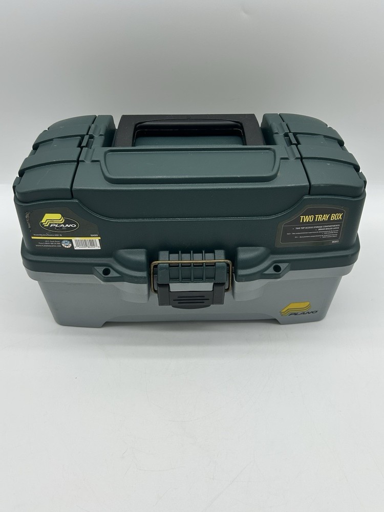 PLANO 2 tray Tacklebox # 6202-78 Hunter Green/Gray Made In Usa