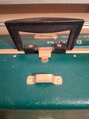 UMCO 1000U Fishing Tackle Box Cantilever Tray Packed With Good Lures Vintage