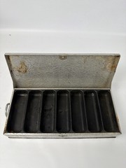 Vintage UMCO Aluminum Tackle Box Model 10 Spinner Fly Lure Box USA