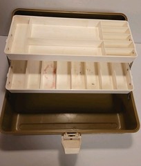Vintage Old Pal Hard Plastic Fishing Tackle Box