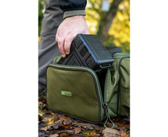 Korum Progress Compact Carryall 25L – Fishing Luggage Holdall RRP £45