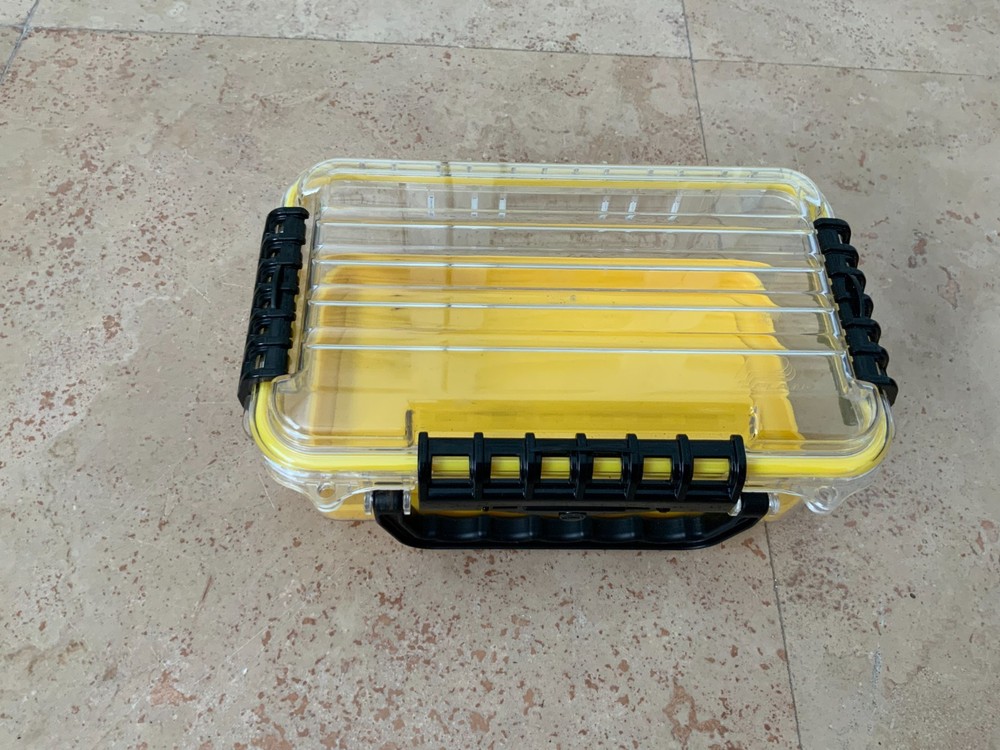 Plano 1460 Waterproof Utility Tackle Box Clear Yellow Case w Insert