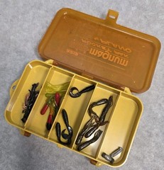 Plano 3213 Mini Magnum Pocket Pak 2 Sided Fishing Tackle Box Plus Some Tackle