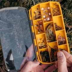 Umpqua UPG Compartment Gold Fly Box – New