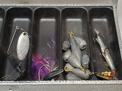 Vintage Umco Corporation Model 10 2 Sided Aluminum Tackle Box W/ Fly Fish &