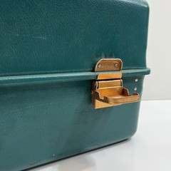 Vtg Umco #MAS Double Latch Storage / Tackle Box No Tray Teal Blue Green Plastic