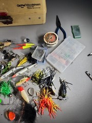 Vintage Old Pal Woodstream 6200 Bass Boss Fishing Tackle Spinner Bait Box EXTRAS
