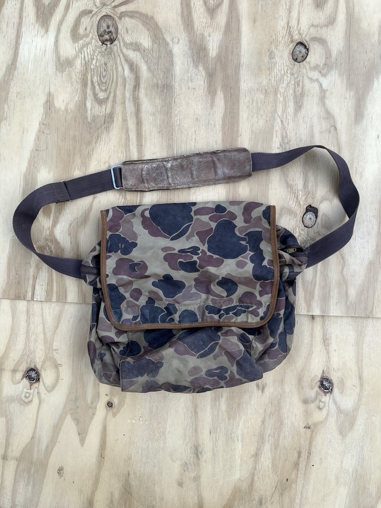 Vintage Orvis Fishing Tackle Bag Duck Hunter Camo Shoulder Messenger Leather