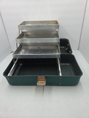 Vintage Plastic UMCO 204U Green Fishing Tackle Box 3 Aluminum Trays 18″X 9″