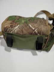 PLANO Soft Sided Box Shoulder/Waist Fishing Bag Camouflage Hunting camo Nice!