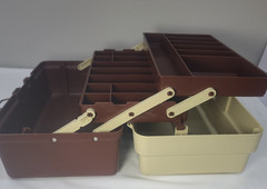 PLANO 3200 FISHING TACKLE BOX, Tan & Brown Pre-Owned Great Condition