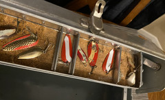 Vintage Simonsen Aluminum Tackle Box Chicago + Classic Estate Fishing Tackle