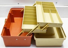 Vintage PLANO #5520 tackle box Made In USA Tan and Brown 13x7x6” very nice!